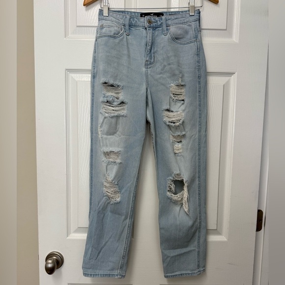 Hollister Denim - Hollister Women’s Ultra High-Rise Mom Distressed Vintage Stretch Jeans Size 26